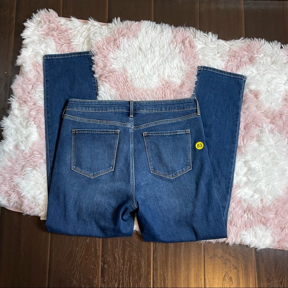 Old Navy Power Straight Distressed Jeans Women's Size 14 Long - Picture 2 of 3